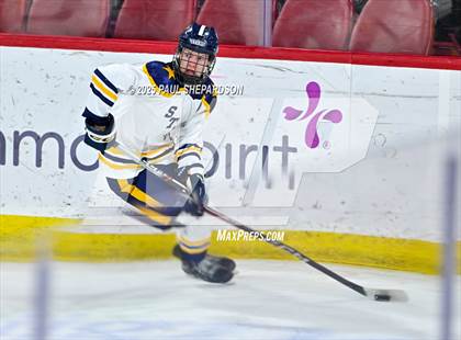 Thumbnail 3 in Poudre School District vs. Valor Christian - CHSAA 5A State Final photogallery.