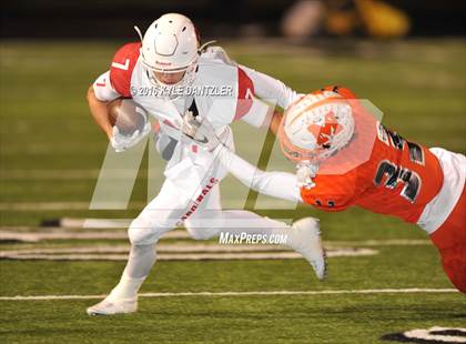Thumbnail 2 in Mineola vs. Pottsboro (UIL 3A Division 1 Region 2 Final) photogallery.