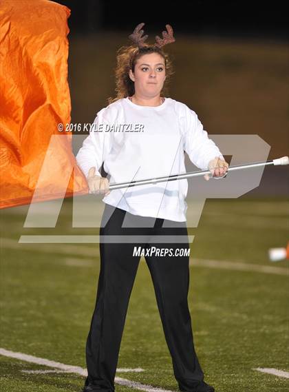 Thumbnail 2 in Mineola vs. Pottsboro (UIL 3A Division 1 Region 2 Final) photogallery.
