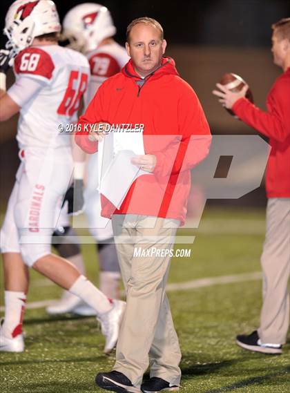 Thumbnail 2 in Mineola vs. Pottsboro (UIL 3A Division 1 Region 2 Final) photogallery.