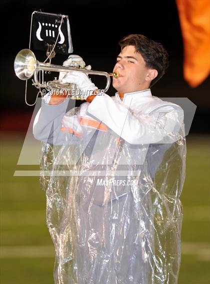 Thumbnail 3 in Mineola vs. Pottsboro (UIL 3A Division 1 Region 2 Final) photogallery.