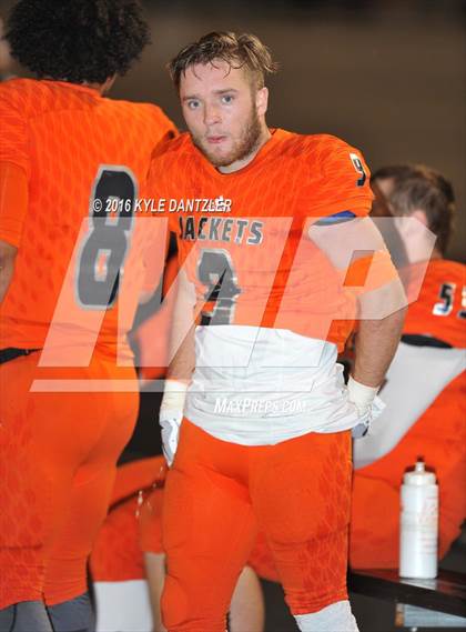 Thumbnail 3 in Mineola vs. Pottsboro (UIL 3A Division 1 Region 2 Final) photogallery.