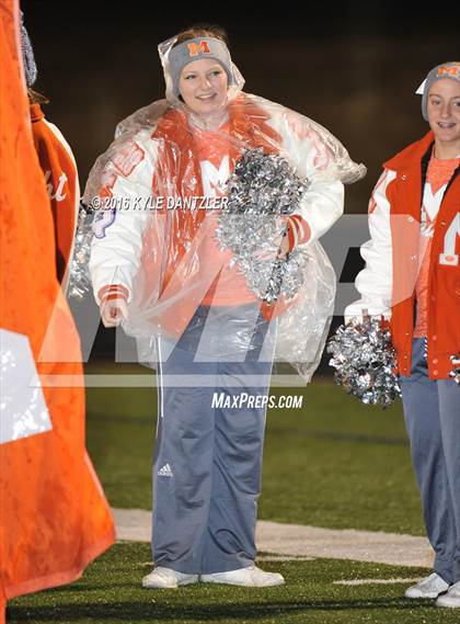 Thumbnail 3 in Mineola vs. Pottsboro (UIL 3A Division 1 Region 2 Final) photogallery.