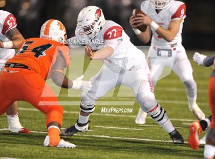 Thumbnail 3 in Mineola vs. Pottsboro (UIL 3A Division 1 Region 2 Final) photogallery.