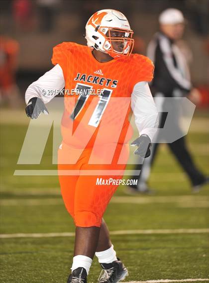 Thumbnail 3 in Mineola vs. Pottsboro (UIL 3A Division 1 Region 2 Final) photogallery.