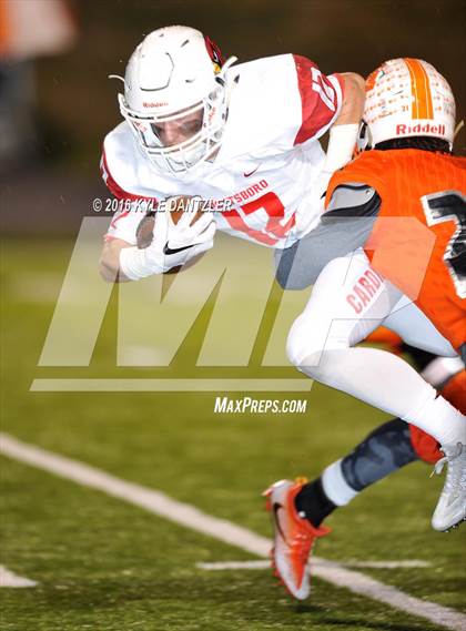 Thumbnail 1 in Mineola vs. Pottsboro (UIL 3A Division 1 Region 2 Final) photogallery.
