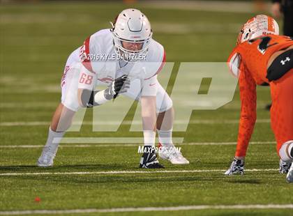 Thumbnail 1 in Mineola vs. Pottsboro (UIL 3A Division 1 Region 2 Final) photogallery.