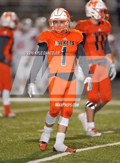 Thumbnail 3 in Mineola vs. Pottsboro (UIL 3A Division 1 Region 2 Final) photogallery.