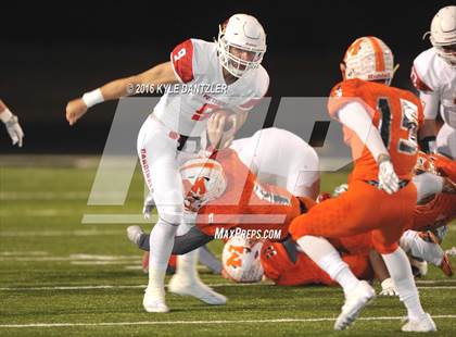 Thumbnail 3 in Mineola vs. Pottsboro (UIL 3A Division 1 Region 2 Final) photogallery.