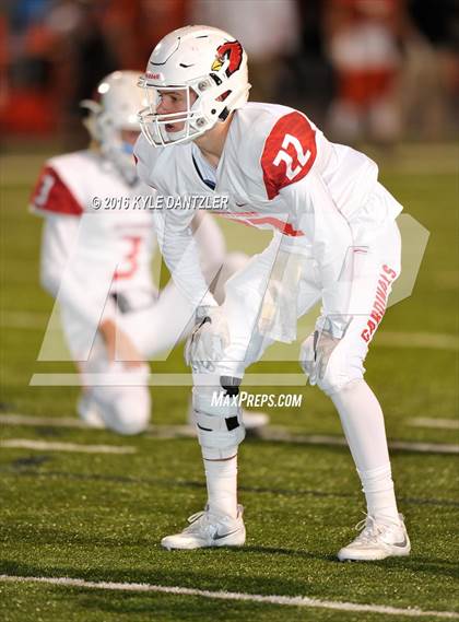 Thumbnail 3 in Mineola vs. Pottsboro (UIL 3A Division 1 Region 2 Final) photogallery.