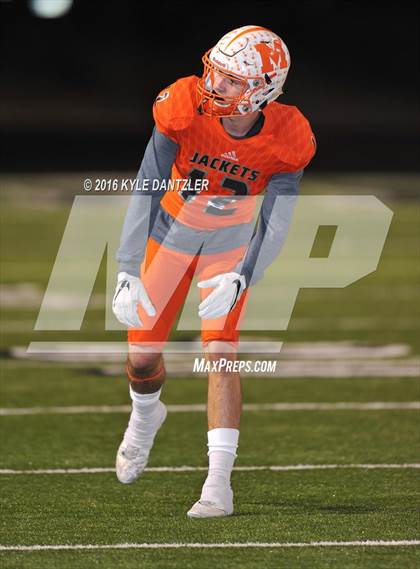 Thumbnail 2 in Mineola vs. Pottsboro (UIL 3A Division 1 Region 2 Final) photogallery.