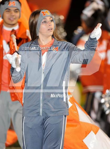 Thumbnail 2 in Mineola vs. Pottsboro (UIL 3A Division 1 Region 2 Final) photogallery.