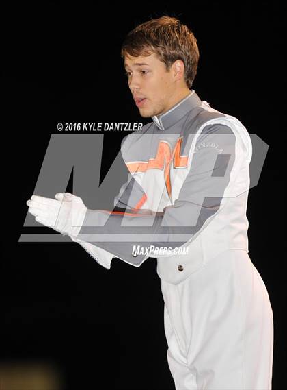 Thumbnail 1 in Mineola vs. Pottsboro (UIL 3A Division 1 Region 2 Final) photogallery.