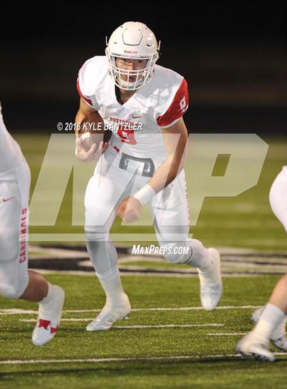 Thumbnail 3 in Mineola vs. Pottsboro (UIL 3A Division 1 Region 2 Final) photogallery.