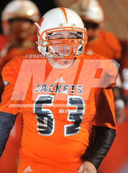 Thumbnail 2 in Mineola vs. Pottsboro (UIL 3A Division 1 Region 2 Final) photogallery.