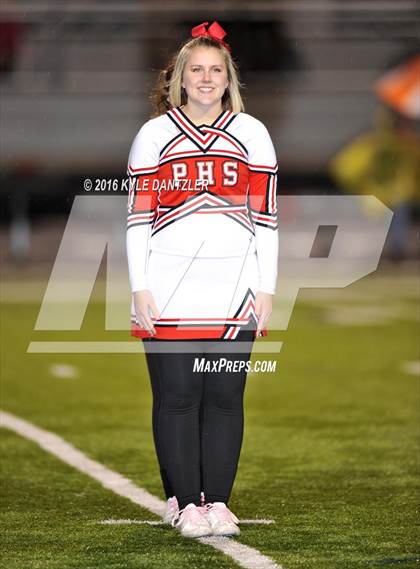 Thumbnail 3 in Mineola vs. Pottsboro (UIL 3A Division 1 Region 2 Final) photogallery.