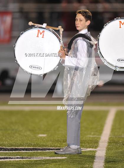 Thumbnail 2 in Mineola vs. Pottsboro (UIL 3A Division 1 Region 2 Final) photogallery.