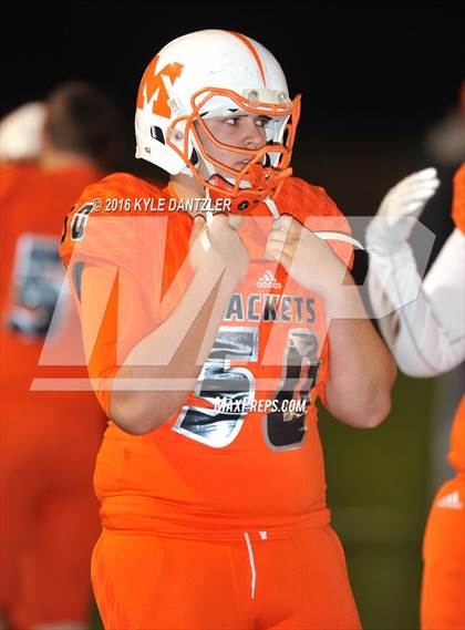 Thumbnail 2 in Mineola vs. Pottsboro (UIL 3A Division 1 Region 2 Final) photogallery.