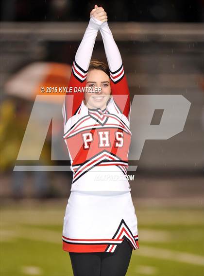 Thumbnail 3 in Mineola vs. Pottsboro (UIL 3A Division 1 Region 2 Final) photogallery.