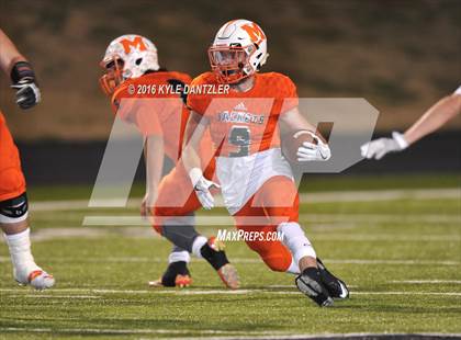 Thumbnail 1 in Mineola vs. Pottsboro (UIL 3A Division 1 Region 2 Final) photogallery.