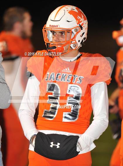 Thumbnail 3 in Mineola vs. Pottsboro (UIL 3A Division 1 Region 2 Final) photogallery.