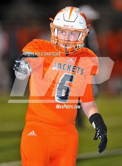 Thumbnail 1 in Mineola vs. Pottsboro (UIL 3A Division 1 Region 2 Final) photogallery.