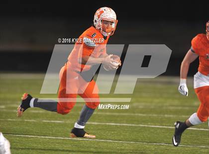 Thumbnail 1 in Mineola vs. Pottsboro (UIL 3A Division 1 Region 2 Final) photogallery.