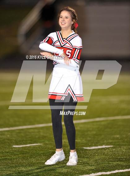 Thumbnail 1 in Mineola vs. Pottsboro (UIL 3A Division 1 Region 2 Final) photogallery.