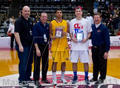 Thumbnail 2 in  Clovis West vs. Bullard (CS CIF D1 Final) photogallery.