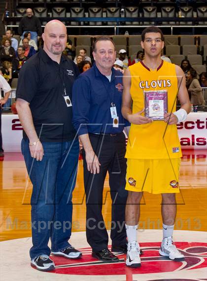 Thumbnail 1 in  Clovis West vs. Bullard (CS CIF D1 Final) photogallery.