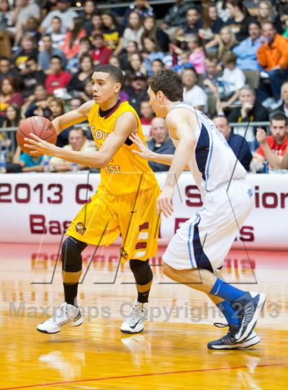 Thumbnail 3 in  Clovis West vs. Bullard (CS CIF D1 Final) photogallery.