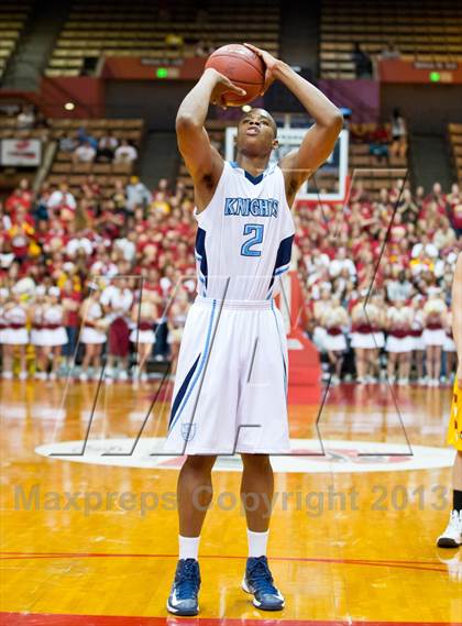 Thumbnail 3 in  Clovis West vs. Bullard (CS CIF D1 Final) photogallery.
