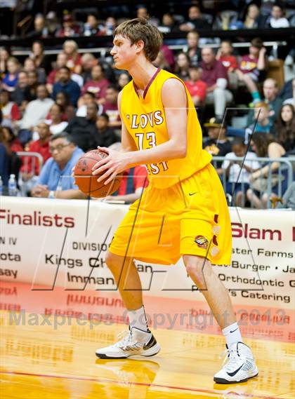 Thumbnail 1 in  Clovis West vs. Bullard (CS CIF D1 Final) photogallery.
