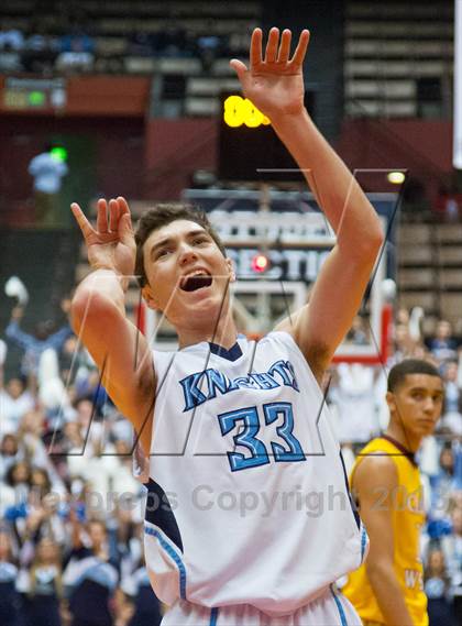 Thumbnail 2 in  Clovis West vs. Bullard (CS CIF D1 Final) photogallery.