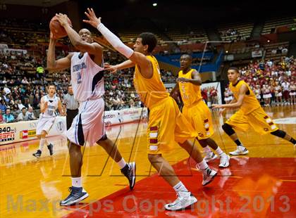 Thumbnail 1 in  Clovis West vs. Bullard (CS CIF D1 Final) photogallery.