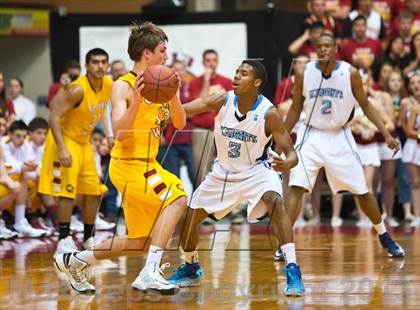 Thumbnail 1 in  Clovis West vs. Bullard (CS CIF D1 Final) photogallery.