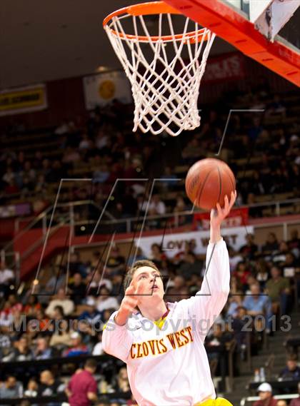 Thumbnail 3 in  Clovis West vs. Bullard (CS CIF D1 Final) photogallery.