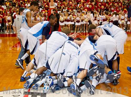 Thumbnail 3 in  Clovis West vs. Bullard (CS CIF D1 Final) photogallery.