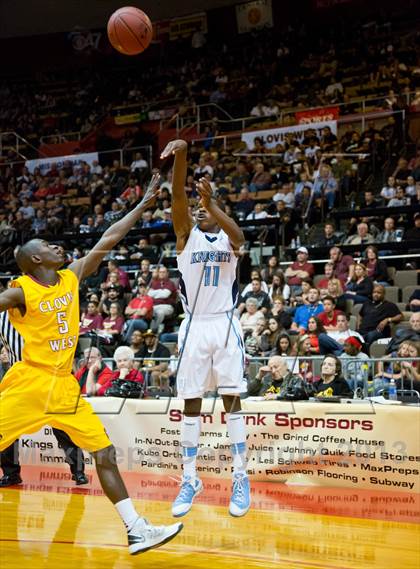 Thumbnail 1 in  Clovis West vs. Bullard (CS CIF D1 Final) photogallery.