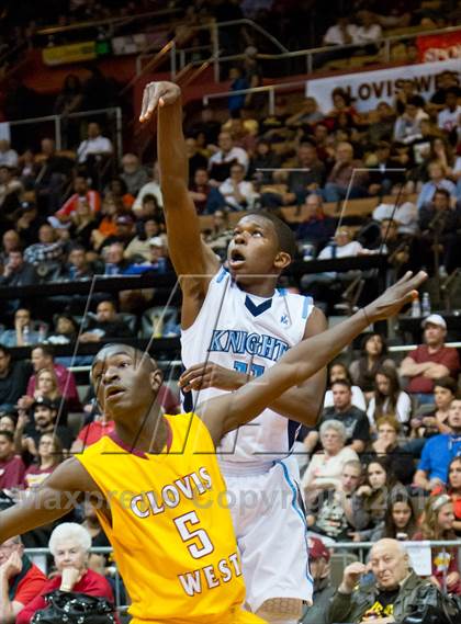 Thumbnail 2 in  Clovis West vs. Bullard (CS CIF D1 Final) photogallery.