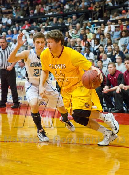 Thumbnail 3 in  Clovis West vs. Bullard (CS CIF D1 Final) photogallery.