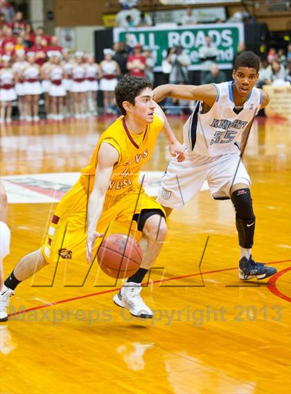 Thumbnail 1 in  Clovis West vs. Bullard (CS CIF D1 Final) photogallery.