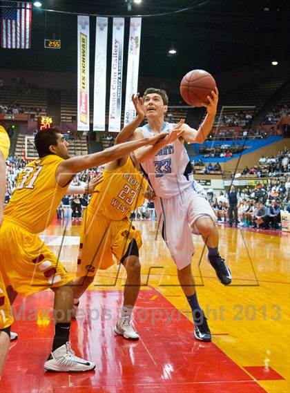 Thumbnail 3 in  Clovis West vs. Bullard (CS CIF D1 Final) photogallery.