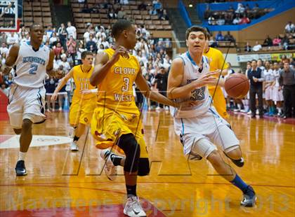 Thumbnail 2 in  Clovis West vs. Bullard (CS CIF D1 Final) photogallery.