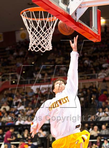 Thumbnail 2 in  Clovis West vs. Bullard (CS CIF D1 Final) photogallery.