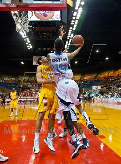Thumbnail 3 in  Clovis West vs. Bullard (CS CIF D1 Final) photogallery.