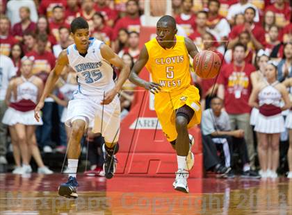 Thumbnail 1 in  Clovis West vs. Bullard (CS CIF D1 Final) photogallery.