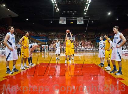 Thumbnail 1 in  Clovis West vs. Bullard (CS CIF D1 Final) photogallery.