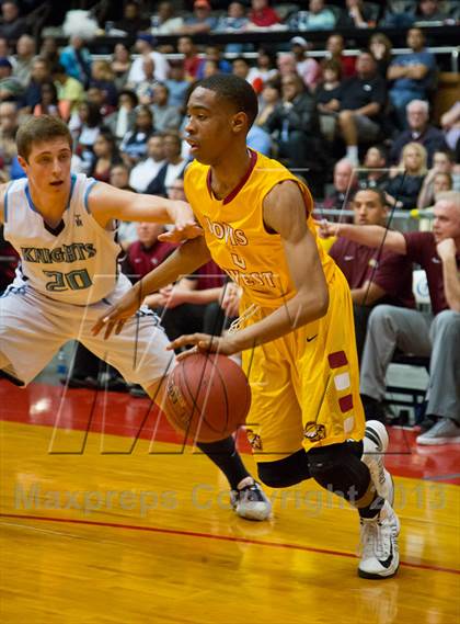 Thumbnail 2 in  Clovis West vs. Bullard (CS CIF D1 Final) photogallery.