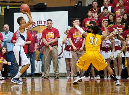 Thumbnail 2 in  Clovis West vs. Bullard (CS CIF D1 Final) photogallery.